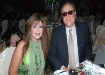 بوسي شلبي على أنباء اكتشافها فجأة طلاقها من الراحل محمود عبد العزيز