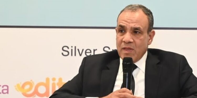 وزير الخارجية يؤكد عمق العلاقات التاريخية بين مصر والكويت