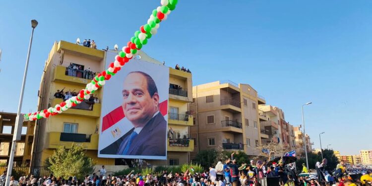 من ساحة مسجد الحي القيوم في مدينة بدر.. وقفات حاشدة لرفض تهجير الفلسطينيين عقب صلاة عيد الفطر المبارك