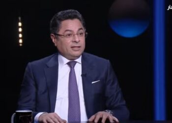 خالد أبو بكر لـ”أميرة بدر”: “كنا بنط فوق سور مدينة الانتاج عشان نقدم البرامج وقت 30 يونيو”