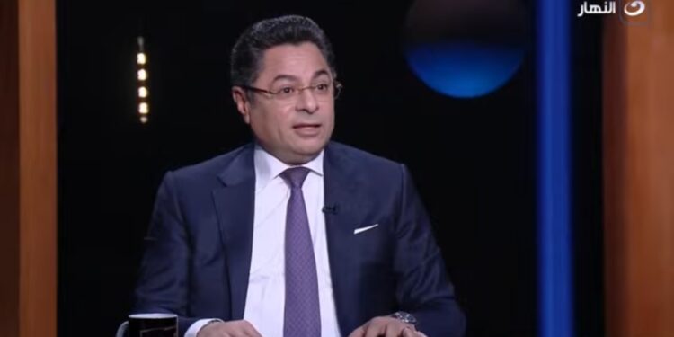 خالد أبو بكر لـ”أميرة بدر”: “كنا بنط فوق سور مدينة الانتاج عشان نقدم البرامج وقت 30 يونيو”