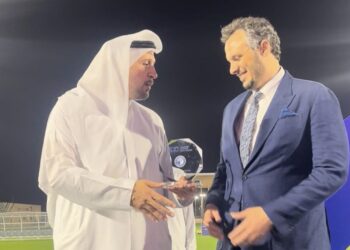 اتحاد الإمارات لكرة القدم يكرم نادي بيراميدز في منافسات اليوم الختامي لدورة ADQ القابضة