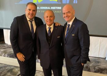 أبو ريدة يناقش تعديلات كرة القدم العالمية باجتماعات IFAB في بلفاست