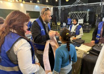 الفنان تامر عاشور يشارك راعي مصر في جولتها بالصعيد لدعم الأسر الأولى بالرعاية