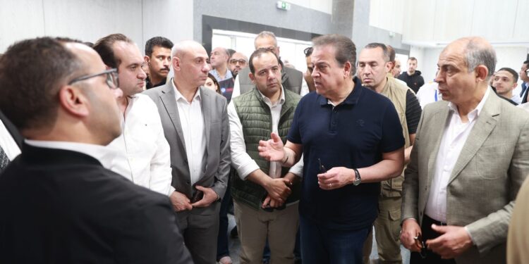 وزير الصحة يتفقد مشروع إنشاء مستشفى بني مزار بمحافظة المنيا