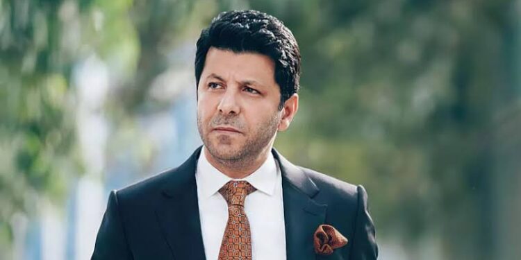 إياد نصار لـ”حبر سري”: مصر لها دين عندى صنعت فيها الشهرة ولم أقصر فى حق الفن الأردنى