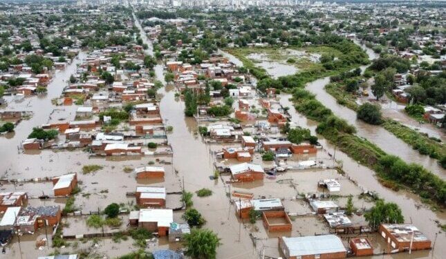 فيضان الأرجنتين يقتل 10 أشخاص.. تفاصيل