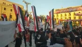 فلسطين في القلب.. المصريون يؤدون صلاة عيد الفطر في الساحات والمساجد الكبرى