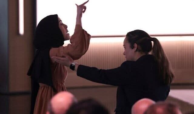 عيب عليك يا مصطفى.. المبرمجة المغربية ابتهال أبو السعد تهاجم مايكروسوفت وتتهم إدارة الشركة بالتورط في دعم إسرائيل في حربها على غزة