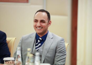 سعر الذهب يقفز إلى مستويات تاريخية.. توقعات بوصوله إلى 5000 دولار للأوقية قبل 2027 