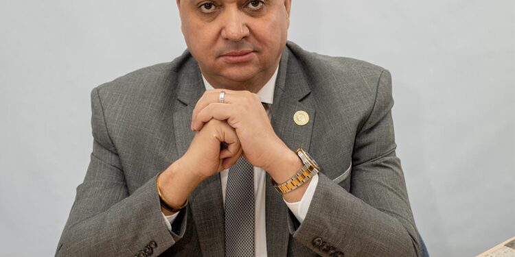 نائب رئيس حزب المؤتمر: الدولة تحقق نجاحات متتالية فى تحفيز الصناعة وتوطينها