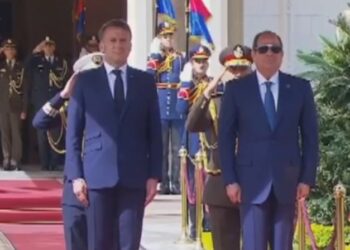دلالات زيارة الرئيس الفرنسي “ماكرون” إلى مصر في هذا التوقيت 