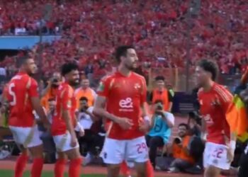 طاهر محمد طاهر يتقدم لـ الأهلي بالهدف الأول في شباك صن داونز في الدقيقة الـ 25