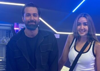 أحمد حاتم يرد على شائعات ارتباطه بـ هنا الزاهد.. الحاجات دي مش بتستخبى