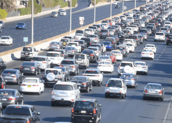 احذر الحبس.. قانون المرور الجديد في الكويت يدخل حيز التنفيذ.. ما أهم بنوده؟