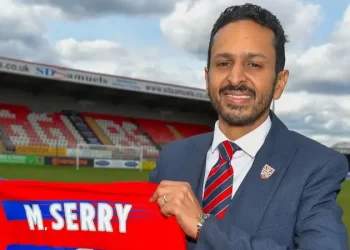 القصة الكاملة لانسحاب اليوتيوبر المصري مروان سري من ملكية نادي داجنهام وريديريدج الإنجليزي