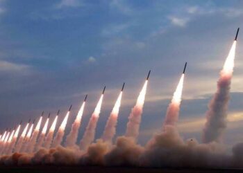 كاتب فلسطيني لـ”حديث القاهرة”: أمريكا منعت ضرب إيران وأعطت إسرائيل الضوء الأخضر لقصف اليمن