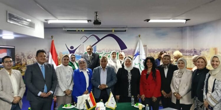 حزب المؤتمر يناقش مشاركة المرأة في الحياة السياسية المصرية