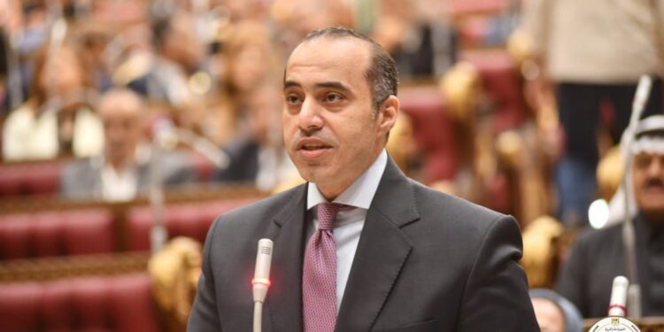 وزير الشئون النيابية: الدراسة البرلمانية الجارية حول قانون التحكيم تتناول قضية بالغة الأهمية وثرية المحتوى
