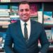 الباحث السياسي محمود أبو الحمد يكتب: فخ البيت الأبيض