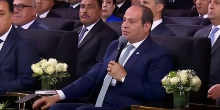 خلال فعاليات موسم حصاد القمح 2025.. السيسي: مشروعات الطرق بسيناء ستساهم في زراعة 500 ألف فدان