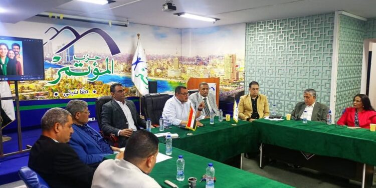 المؤتمر يعقد اجتماعا بأمانات المحافظات لمناقشة خطتهم لخوض الانتخابات المقبلة