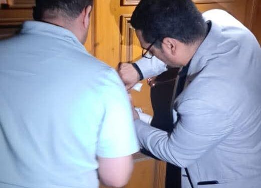 الصحة تغلق عيادة للتجميل بالشيخ زايد للعمل بدون ترخيص