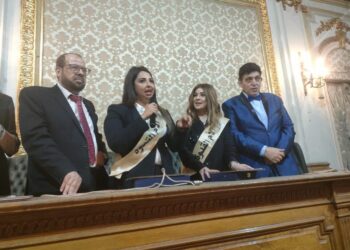 أم قدوة.. الأمم المتحدة للثقافة والفنون تكرم النائبة نشوى الشريف