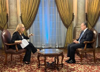 وزير الخارجية يكشف المواقف المصرية من قضايا الإقليم المشتعلة.. الليلة مع لميس الحديدي