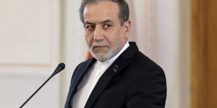 لن نجري محادثات مع أمريكا.. وزير خارجية إيران: برنامجنا الصاروخي وقدراتنا العسكرية غير قابلة للتفاوض