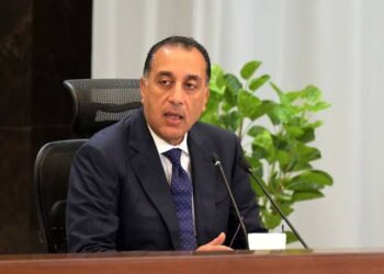 مدبولي يوجه الوزراء بوضع سيناريوهات للتعامل مع تداعيات التصعيد بين إسرائيل وإيران.. ويؤكد: على تأمين المخزون الاستراتيجي للسلع