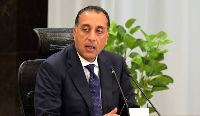 مدبولي يوجه الوزراء بوضع سيناريوهات للتعامل مع تداعيات التصعيد بين إسرائيل وإيران.. ويؤكد: على تأمين المخزون الاستراتيجي للسلع