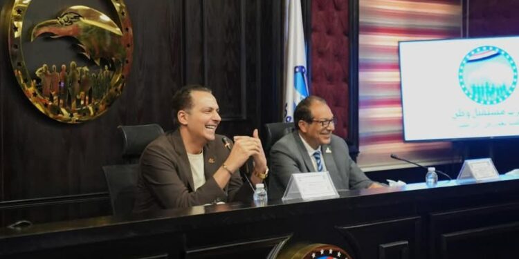 “مستقبل وطن” يعقد اجتماعا تنظيميا مع أمناء الحزب والتنظيم بالمحافظات لوضع اللمسات النهائية استعدادا لانتخابات الشيوخ 