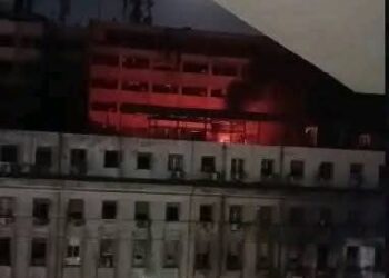 تجدد اشتعال النيران داخل مبنى سنترال رمسيس.. والحماية المدنية تنحح في السيطرة