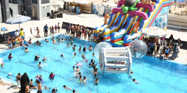 مركز التنمية الشبابية والرياضية بأكتوبر الجزيرة “٢” ينظم مهرجان للألعاب المائية وينضم لمبادرة تمكين الشباب
