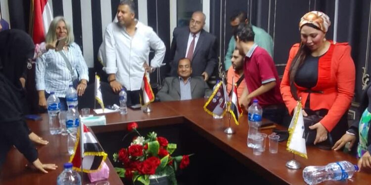 “الوعي” ينظم جلسة توعوية بمبادئ لغة الإشارة بالتعاون مع مجلس الشباب المصري