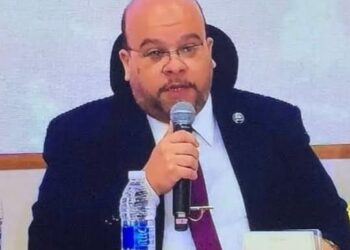 عبدالعزيز الشناوي: التعليم والصحة والبحث العلمي ليست بنود إنفاق بل أعمدة بقاء ونهضة