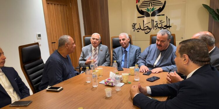 “الجبهة الوطنية” تعقد اجتماعا لبحث خطة دعم مرشحي الحزب في الانتخابات القادمة