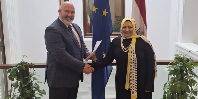 مرسال توقع بروتوكول تعاون مع “سفارة أيرلندا” لتعزيز الرعاية الإنسانية في دار ضيافة المرضى