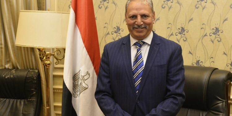 اللواء إبراهيم المصري: دعوات التظاهر ضد سفاراتها “ابتزاز وانحراف خطير”