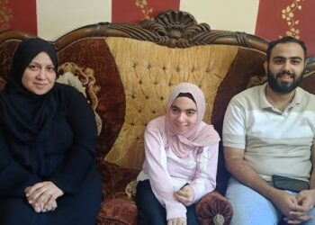 ياسمين وليد: قصة نجاح ملهمة لطالبة من ذوي الاحتياجات الخاصة تتصدر الثانوية العامة