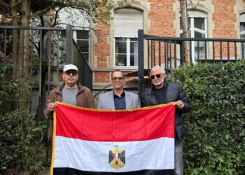 المصريون في بلجيكا يتوافدون على السفارة للتصويت في انتخابات الشيوخ 