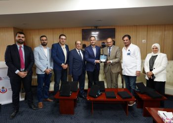 بحضور 300 طبيب ومتخصص.. نائب وزير الصحة يشارك في ختام فعاليات المؤتمر العلمي الشامل لزراعة الأسنان