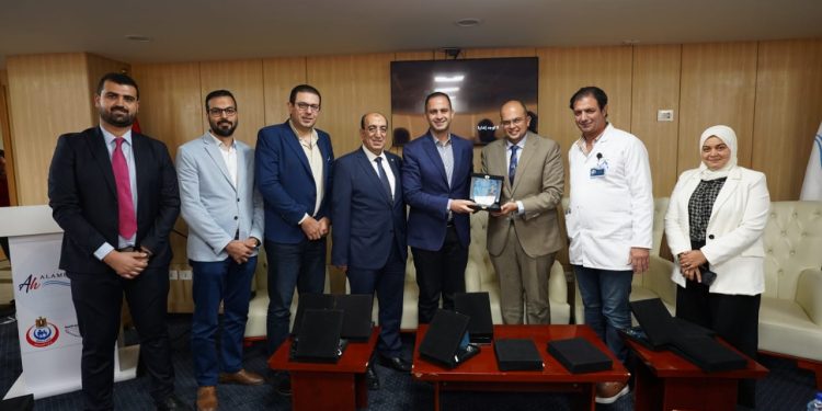 بحضور 300 طبيب ومتخصص.. نائب وزير الصحة يشارك في ختام فعاليات المؤتمر العلمي الشامل لزراعة الأسنان