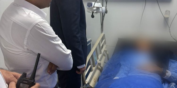 نائب وزير الصحة يتابع مصابي حادث قطار مطروح في مستشفيي الضبعة ورأس الحكمة