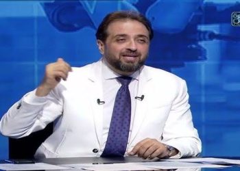 استشاري أمراض باطنية: ألم فم المعدة قد يكون جلطة قلبية وألم الصدر قد يخفي ثقباً بالرئة