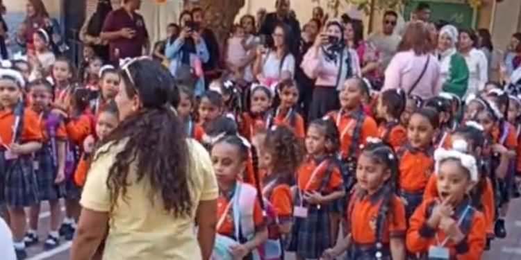 دخول معلمي الحصة تحت مظلة نقابة المعلمين لدعم المنظومة التعليمية.. تفاصيل