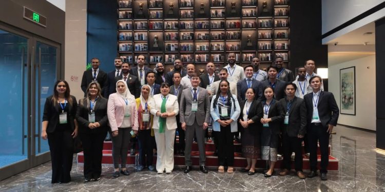 وفد من “حزب الوعي” يتوجه إلى الصين لدراسة الاقتصاد الأخضر