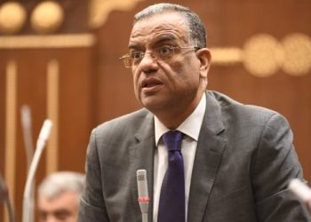 محمود مسلم يحسم جدل بيع مقاعد النواب: لن تجد هذا في حزب الجبهة الوطنية