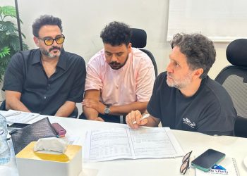 أكرم حسني وهشام ماجد ومصطفى غريب يدعمون الأسر الأولى بالرعاية خلال زيارة لمؤسسة راعي مصر